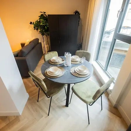 Alphabet 1br Serviced Apartmán