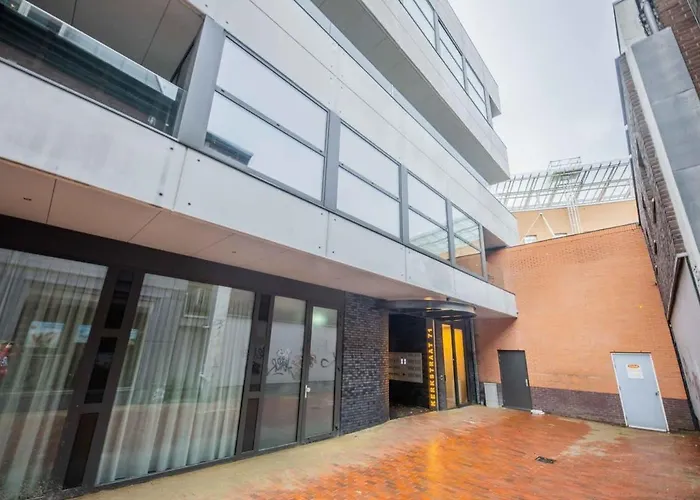 Apartment Alphabet 1br Serviced