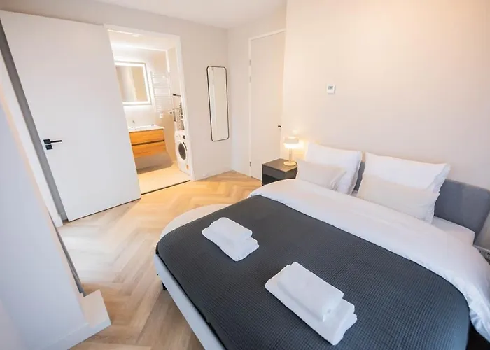 Alphabet 1br Serviced Apartment