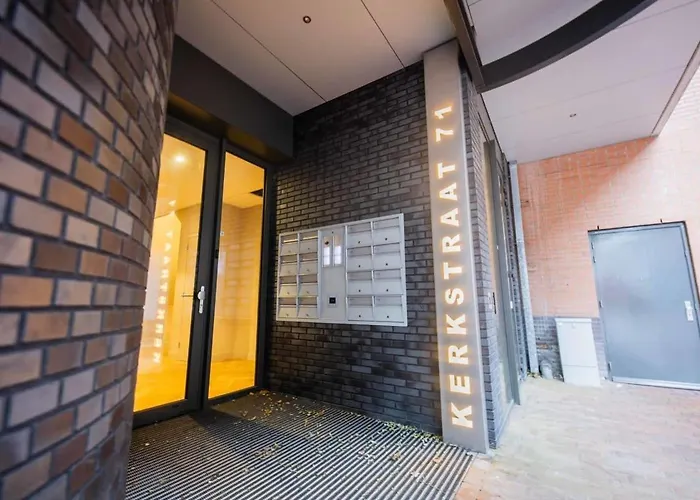 Alphabet 1br Serviced